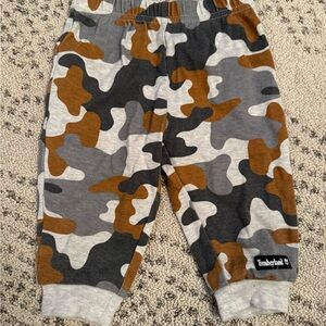 Timberland Boys Camo Joggers in Brown, Gray & Black